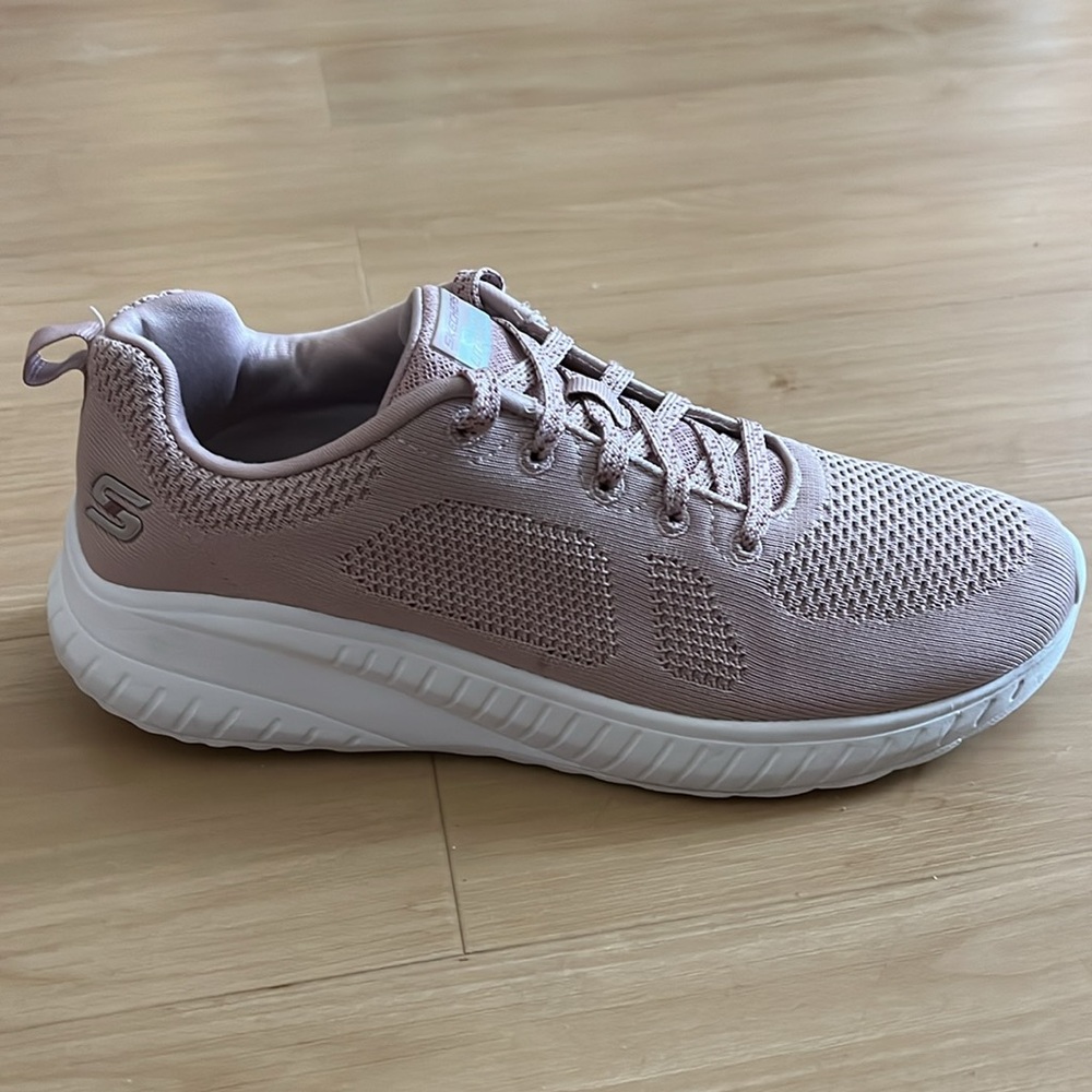 SKECHERS BOBS SQUAD CHAOS WOMENS SNEAKERS MAUVE HUGS FOOT ABSORBS IMPACT SIZE 9 - Picture 3 of 12
